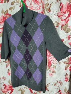 dressbarn Charcoal Gray Turtleneck Sweater with Purple Argyle Medium